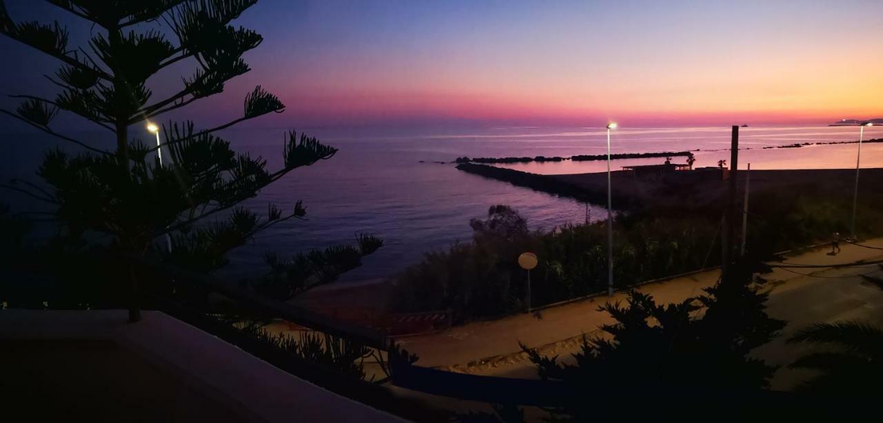 Vila Seaside San Leone Exteriér fotografie